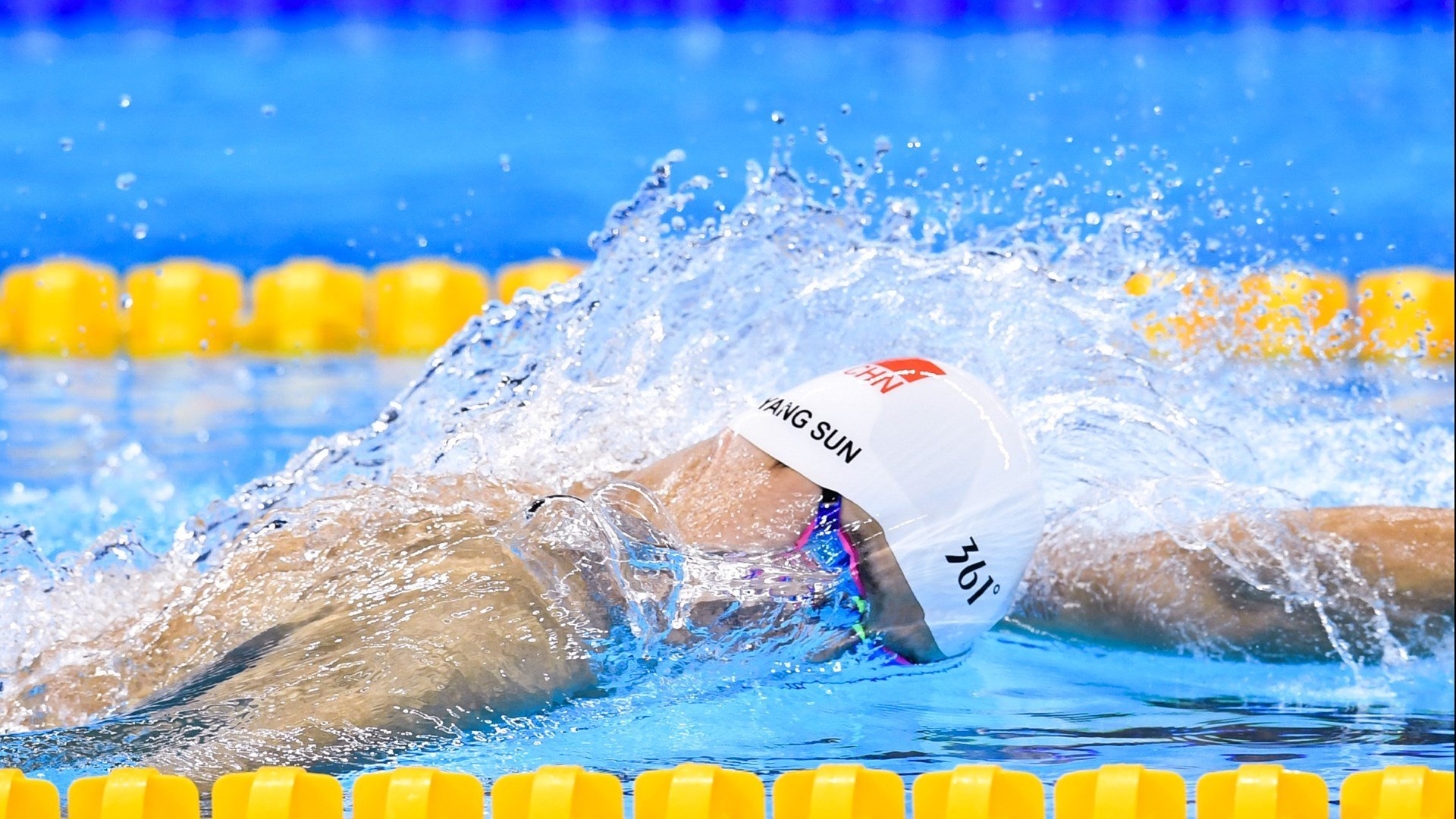 梅西 2 球 1 助单场造纪录，球迷：他根本不会老，梅西21次助攻